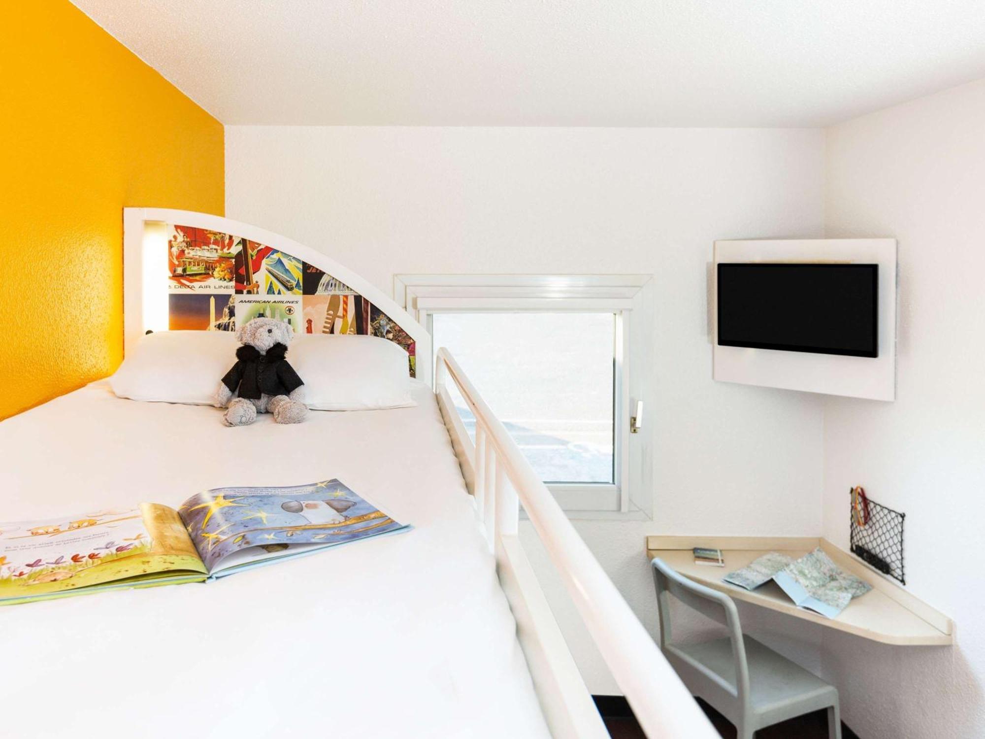 Hotelf1 Thonon Les Bains Est Hotel