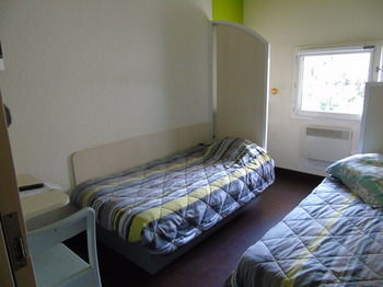 Hotel Hotelf1 Thonon Les Bains Est Marin