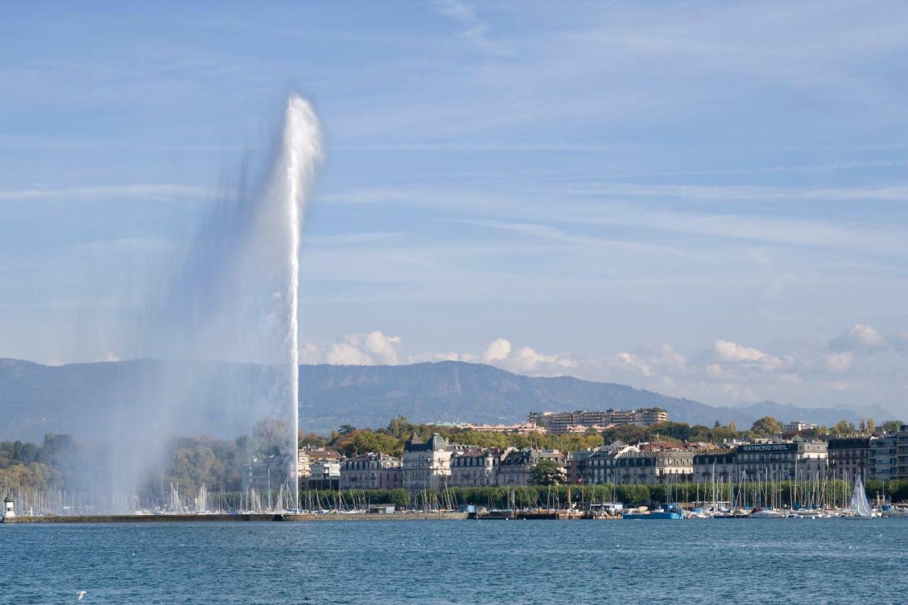 Hotelf1 Thonon Les Bains Est *